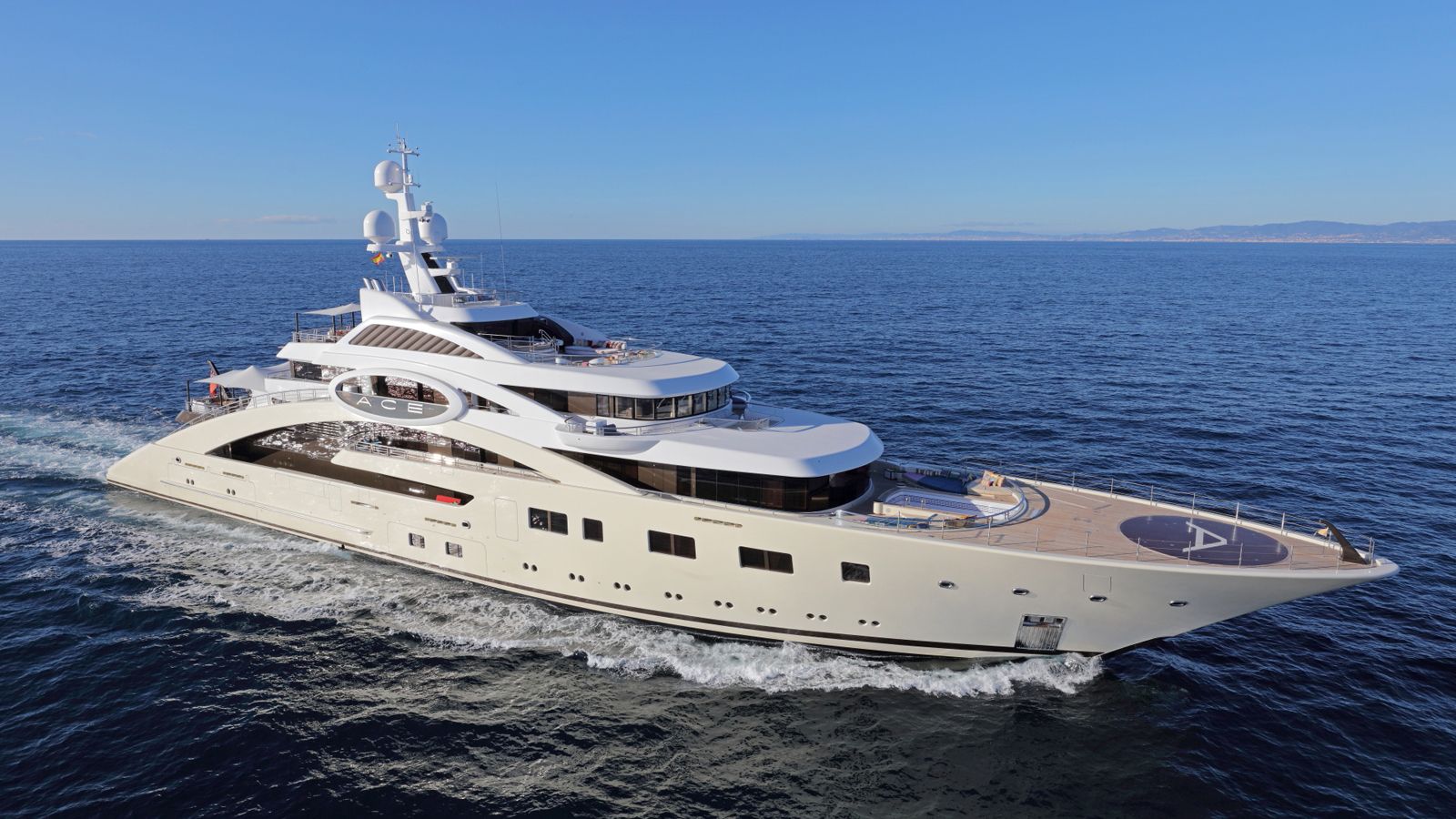 Gallery Inside the 85m Lürssen superyacht Ace